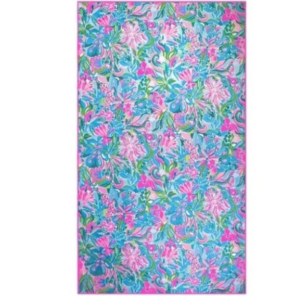 LILLY PULITZER LOUNGE TOWEL - NWT - Picture 7 of 9